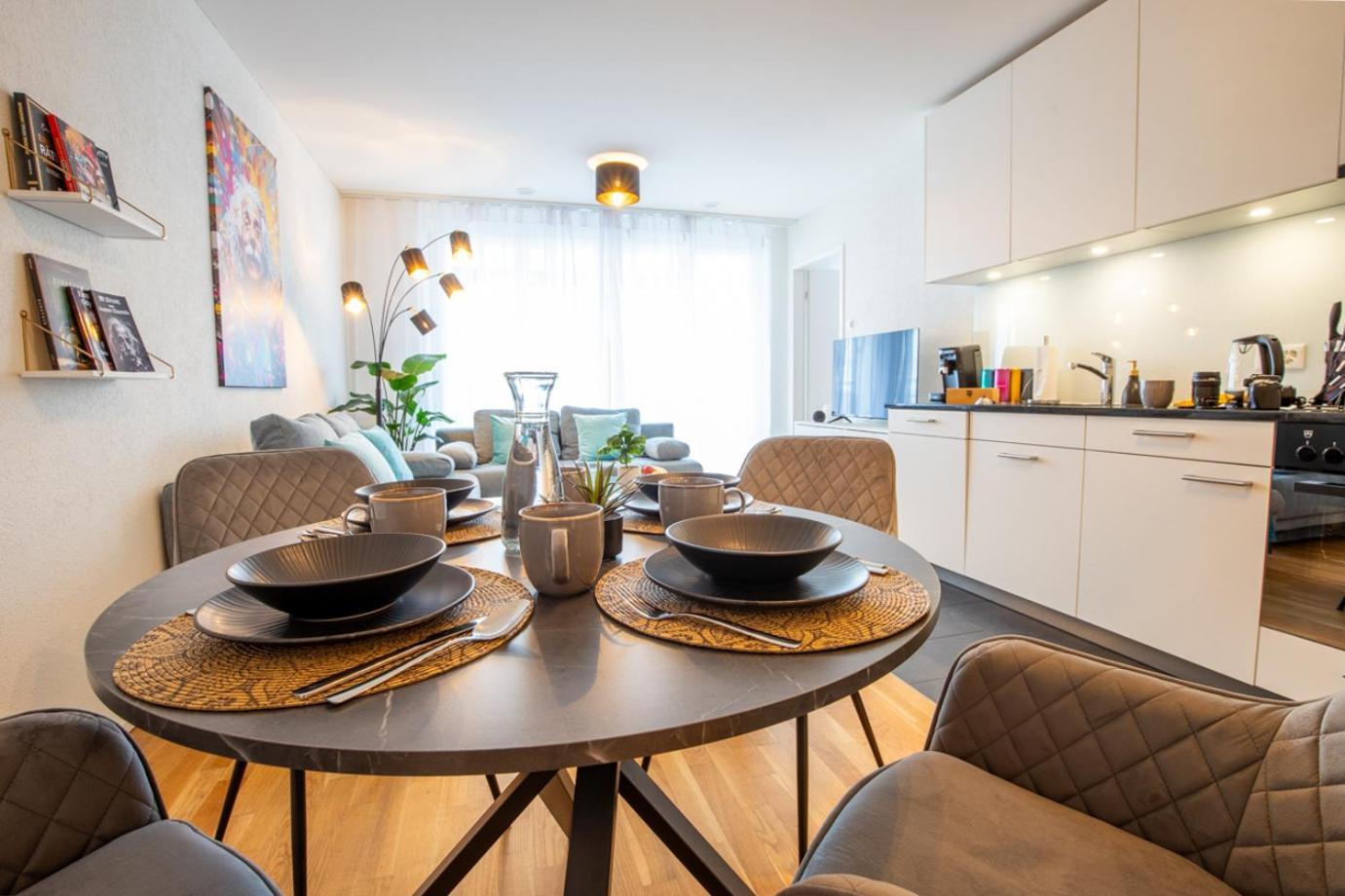 Special Einstein II Apartment Basel, Messe Kleinbasel 10-Star Esterno foto