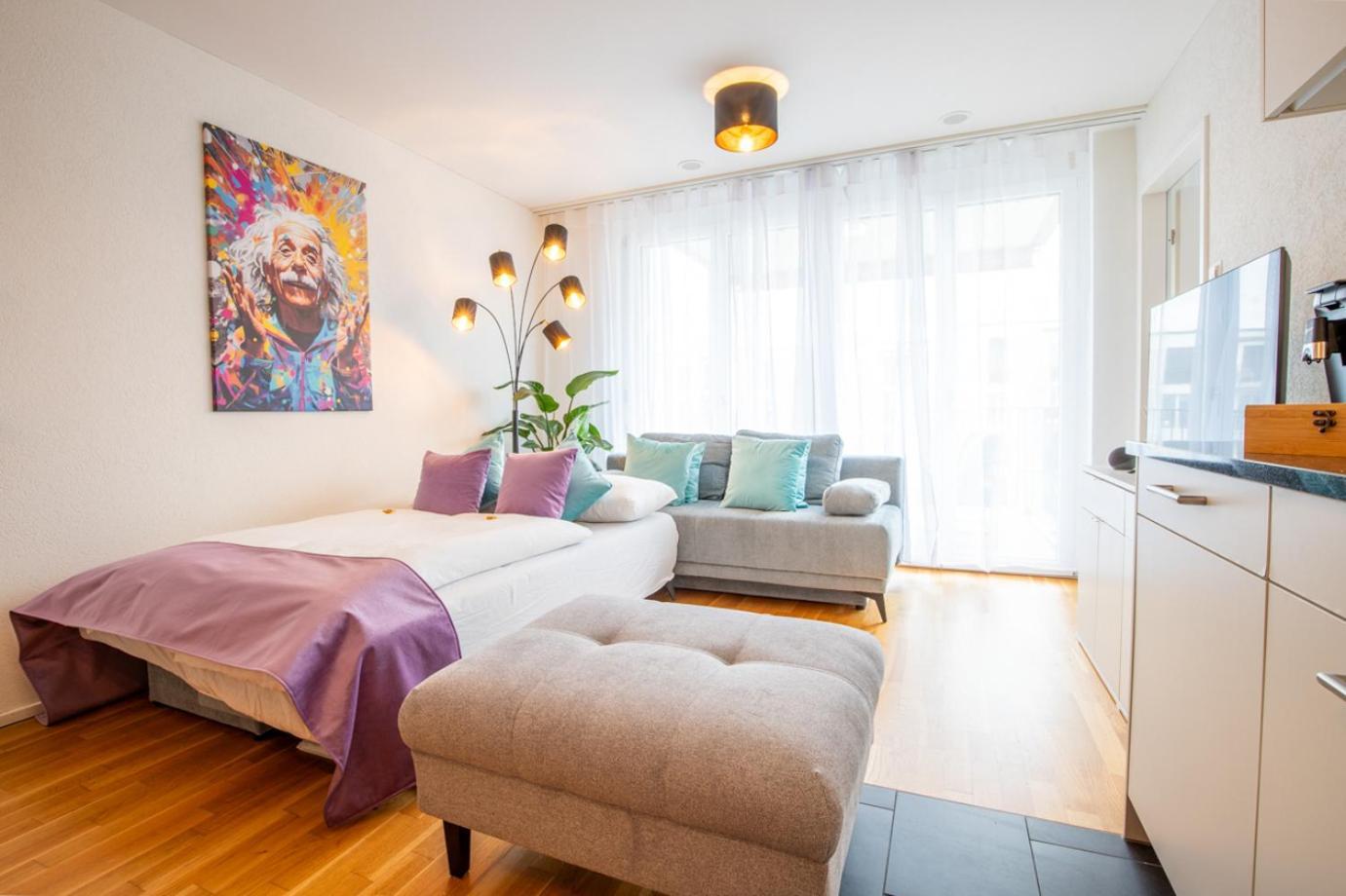 Special Einstein II Apartment Basel, Messe Kleinbasel 10-Star Esterno foto