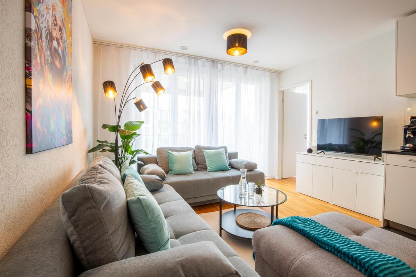 Special Einstein II Apartment Basel, Messe Kleinbasel 10-Star Esterno foto