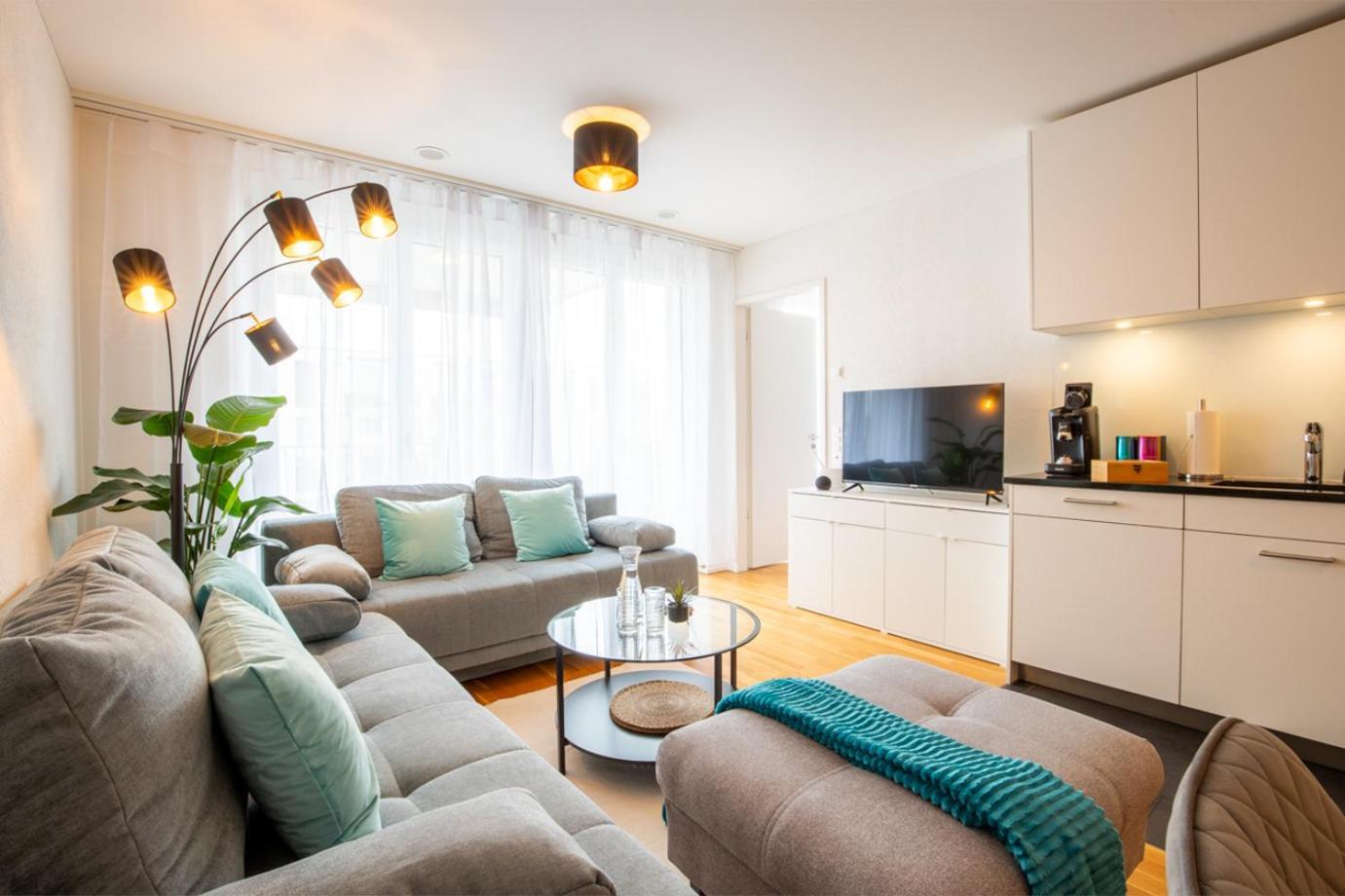 Special Einstein II Apartment Basel, Messe Kleinbasel 10-Star Esterno foto